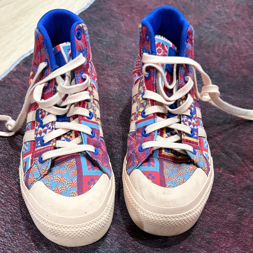Adidas like new.